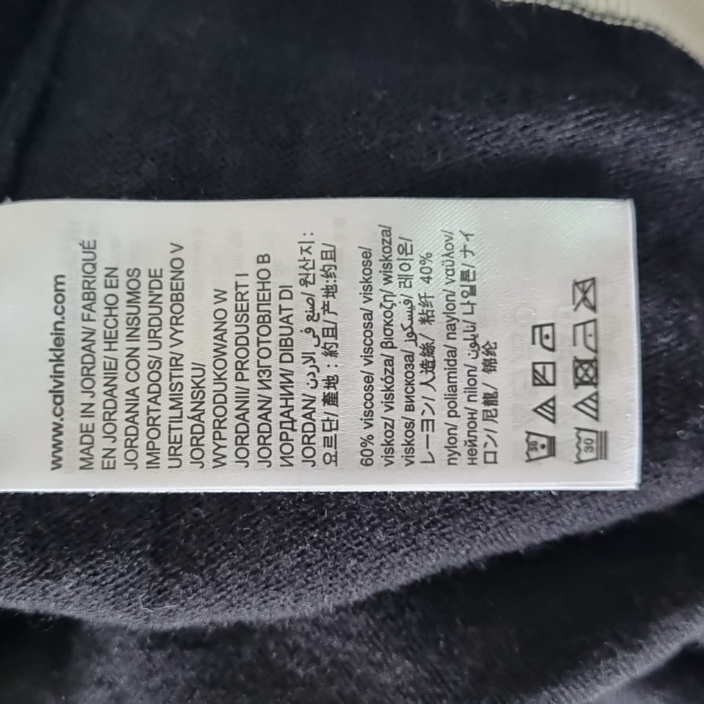 Calvin klein jeans, jumper, black and white, size small (approx 8 to 10) - Picture 5 of 5